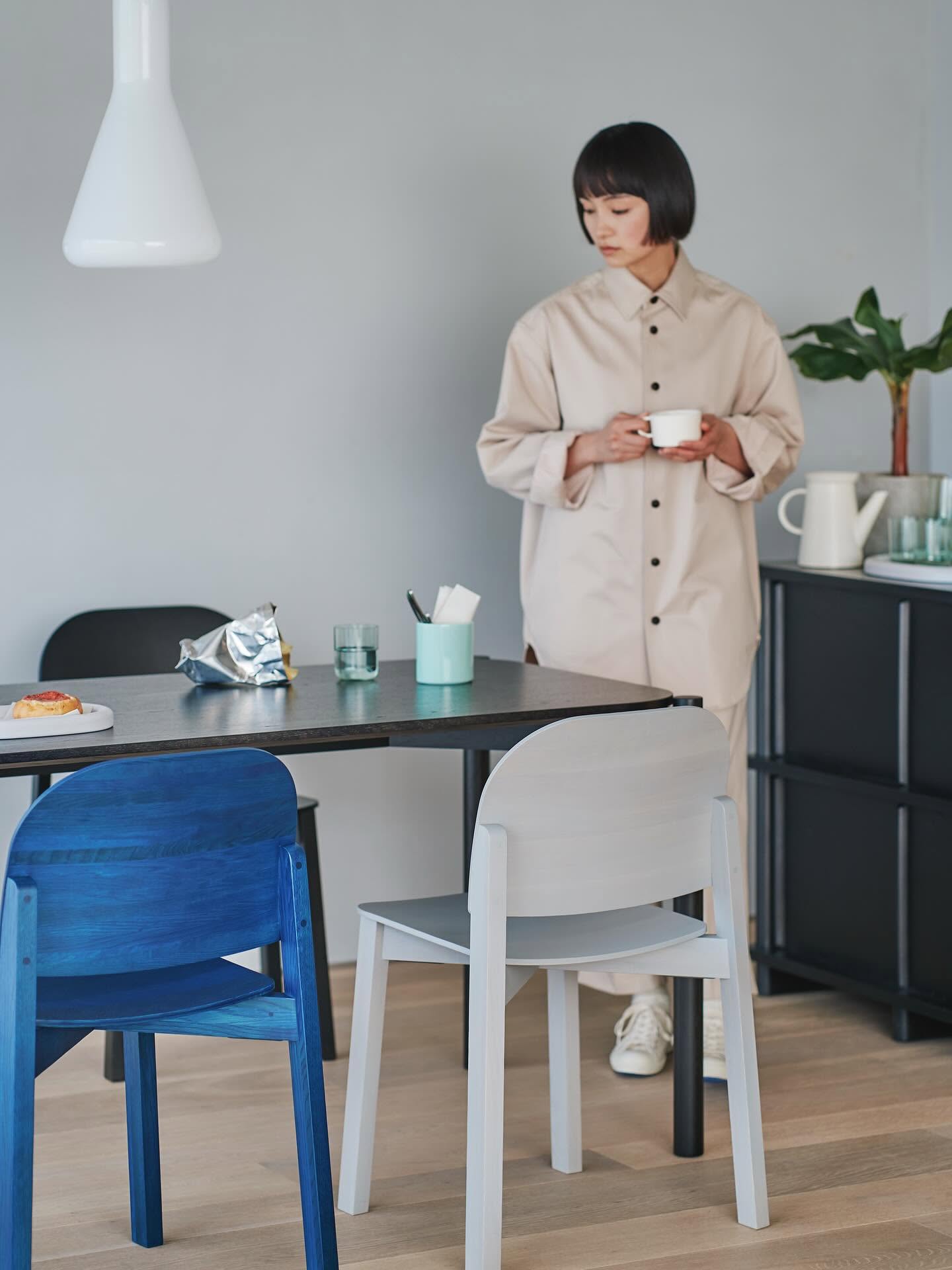 polar chair en situation — Karimoku New Standard