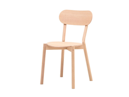 Chaise Castor Plus en chêne massif, BIG-GAME pour Karimoku New Standard — vue studio n°1 | Antifer