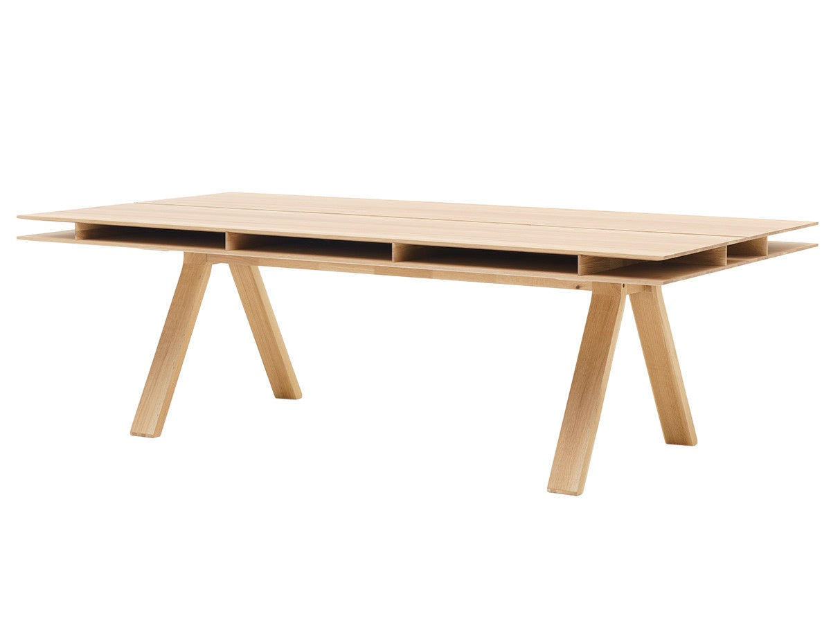 Bureau Spectrum à plan double et casiers ouverts en chêne clair, Geckeler Michels — vue studio de trois quarts n°5 | Antifer