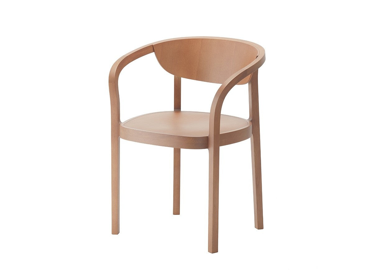 Chesa Stuhl aus Massivholz, Jörg Boner für Karimoku New Standard — Studioansicht Nr. 4 | Antifer