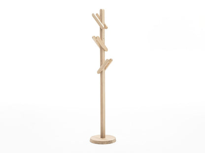 Perchero Signs de madera maciza, BIG-GAME para Karimoku New Standard — vista de estudio n.º 4 | Antifer