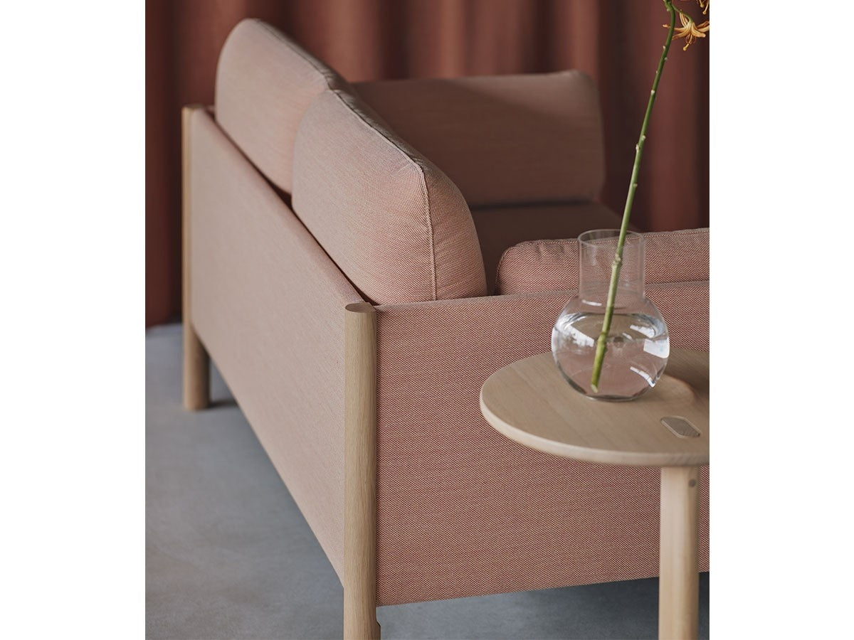 Castor Lobby 3-Sitzer-Sofa aus massiver Eiche und Stoff, BIG-GAME für Karimoku New Standard — Studioansicht Nr. 7 | Antifer
