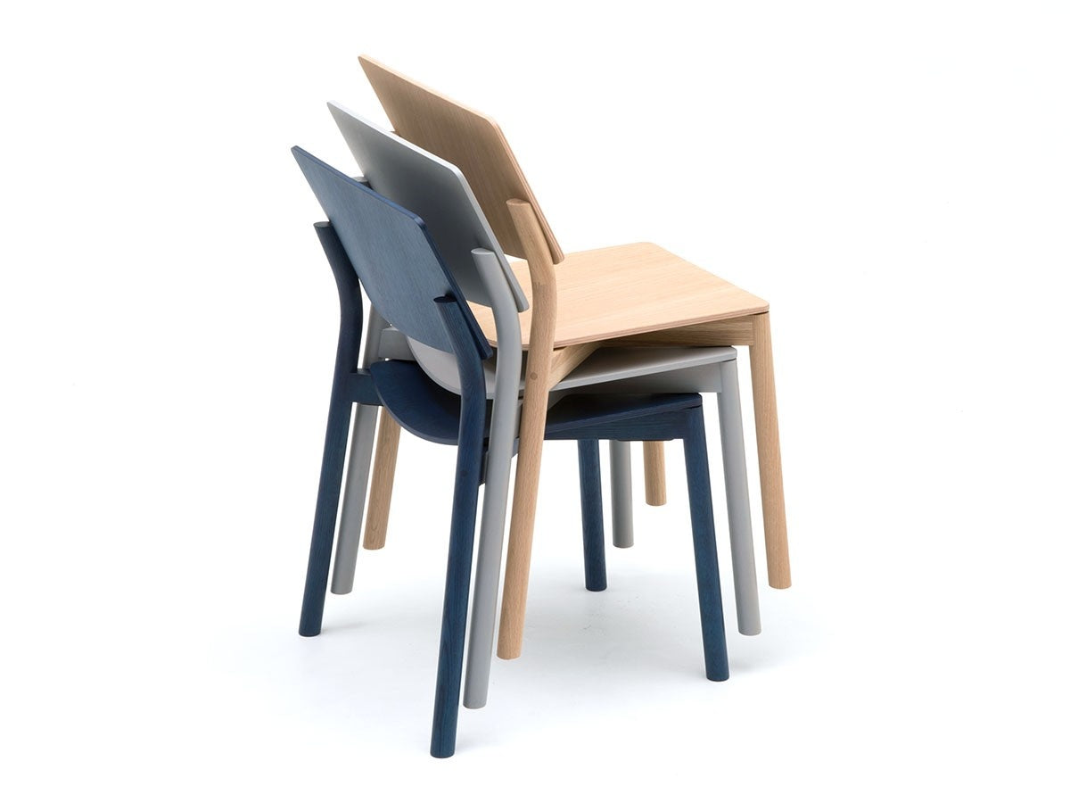 Panorama Sessel aus Massivholz, Geckeler Michels für Karimoku New Standard — Studioansicht Nr. 7 | Antifer