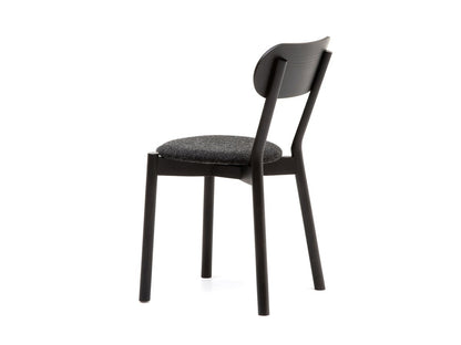Stuhl Castor Plus Pad aus massiver Eiche und Stoff, BIG-GAME für Karimoku New Standard — Studioansicht Nr. 11 | Antifer