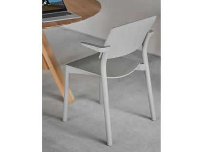 Panorama Sessel aus Massivholz, Geckeler Michels für Karimoku New Standard — Studioansicht Nr. 12 | Antifer