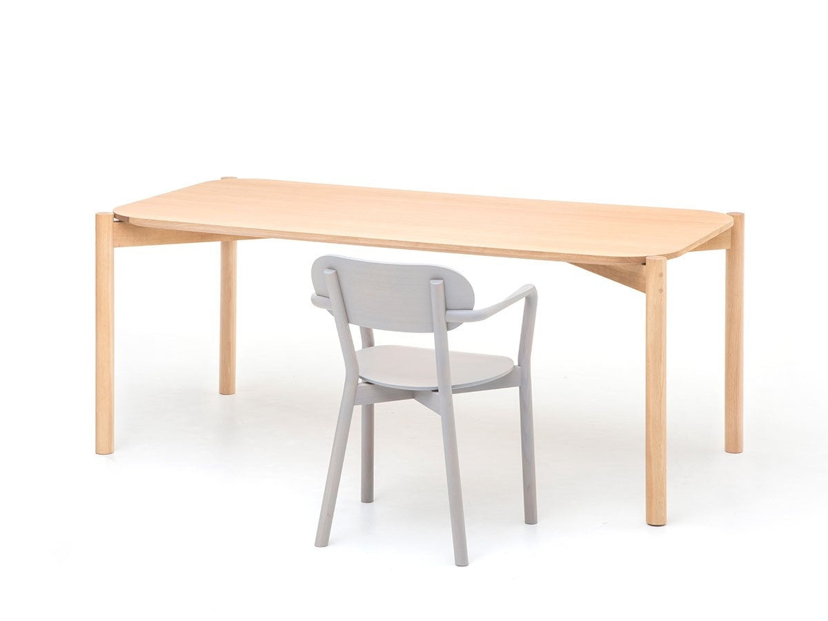 Table Castor 180 en chêne massif, BIG-GAME pour Karimoku New Standard — vue studio n°13 | Antifer