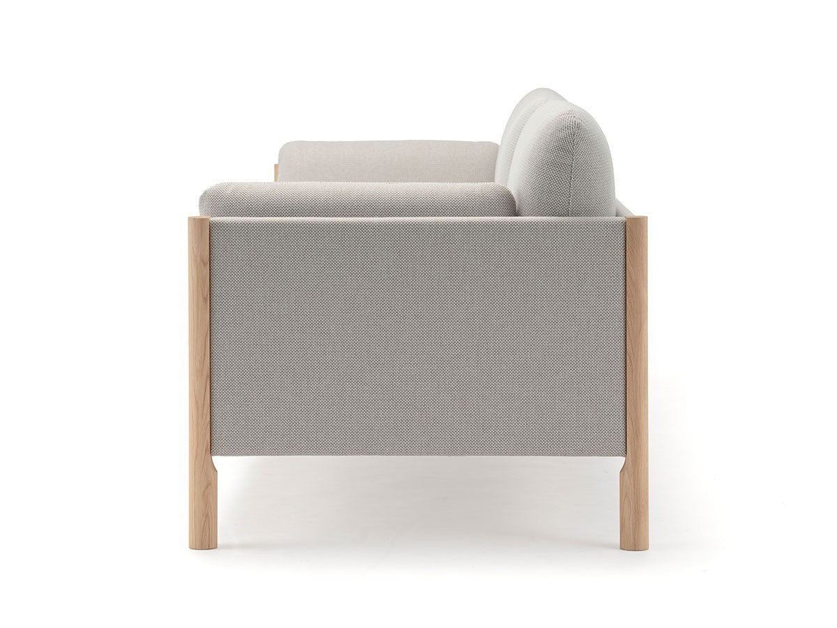Castor Lobby 3-Sitzer-Sofa aus massiver Eiche und Stoff, BIG-GAME für Karimoku New Standard — Studioansicht Nr. 14 | Antifer
