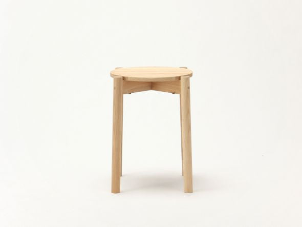 Hocker Castor Plus aus massiver Eiche, BIG-GAME — Studioansicht von vorne Nr. 15 | Antifer
