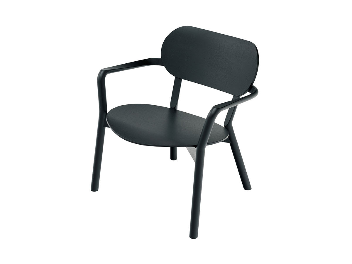 Sillón bajo Castor acabado Grain Matt Black, BIG-GAME para Karimoku New Standard — vista de estudio n.º 10 | Antifer