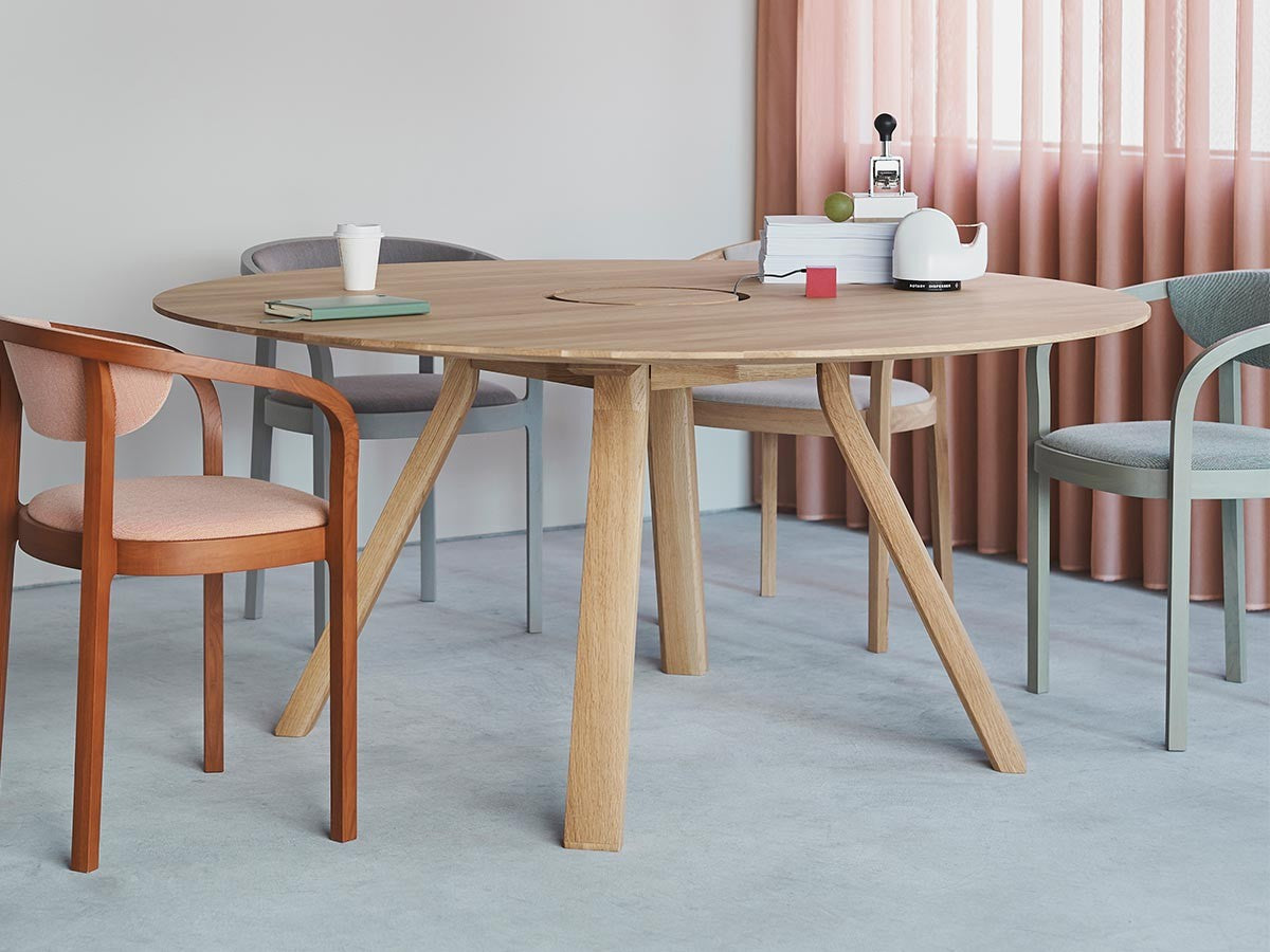 Spectrum Workstation Round ST 160 — Karimoku New Standard