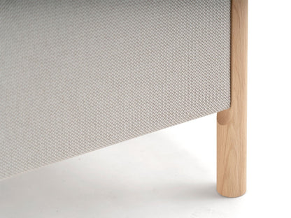 Castor Lobby 3-Sitzer-Sofa aus massiver Eiche und Stoff, BIG-GAME für Karimoku New Standard — Studioansicht Nr. 20 | Antifer