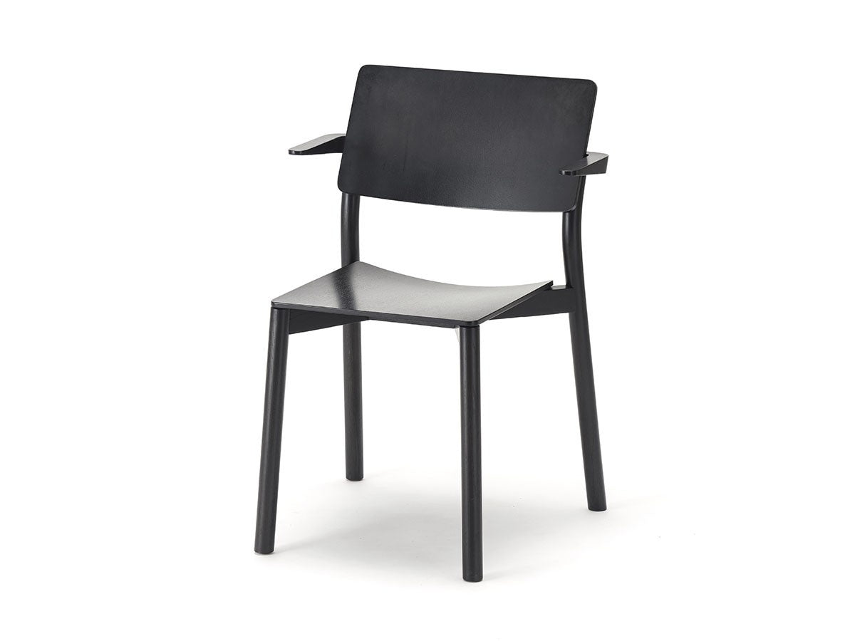 Panorama Sessel aus Massivholz, Geckeler Michels für Karimoku New Standard — Studioansicht Nr. 21 | Antifer