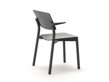 Panorama Sessel aus Massivholz, Geckeler Michels für Karimoku New Standard — Studioansicht Nr. 23 | Antifer