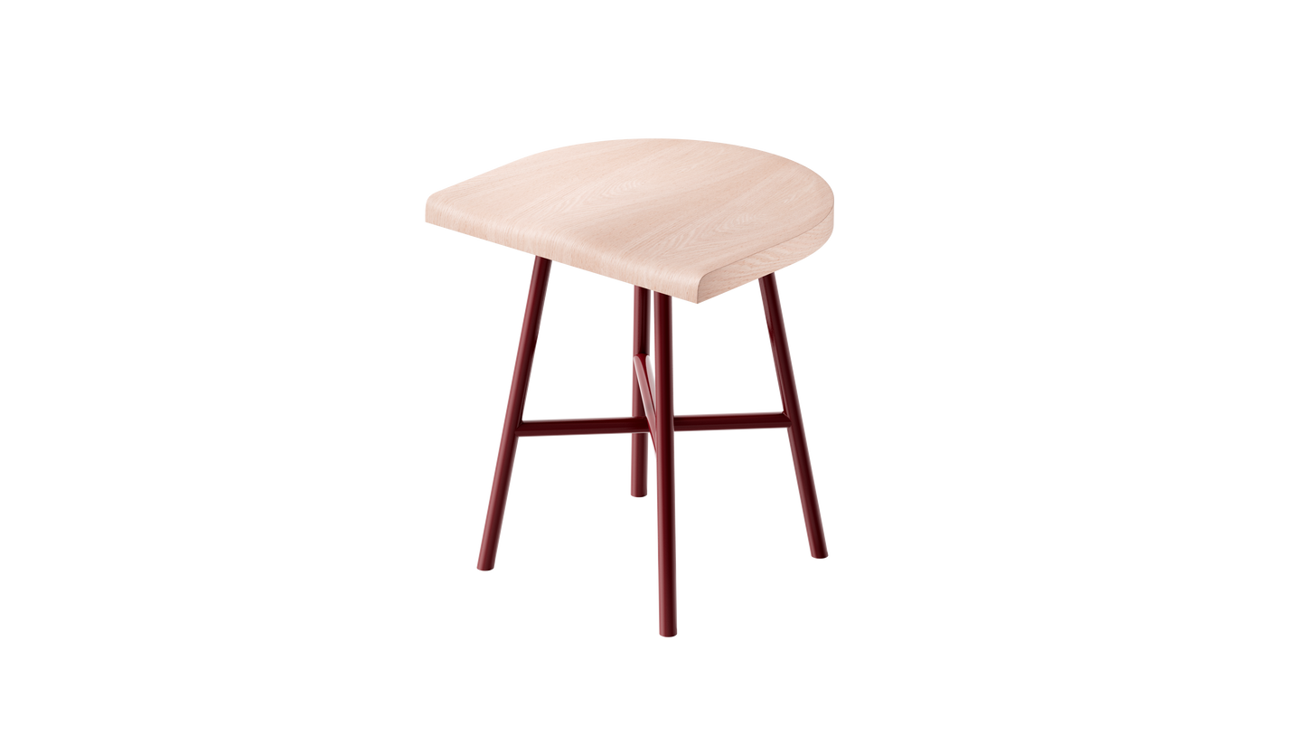 Camarade tabouret bas 45 cm assise hêtre massif pieds acier couleur terre de sienne brulée vue de gauche. Design Big Game
