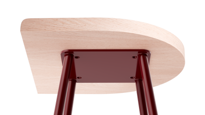 Camarade tabouret en hêtre massif. Vue par dessous. Design Big Game