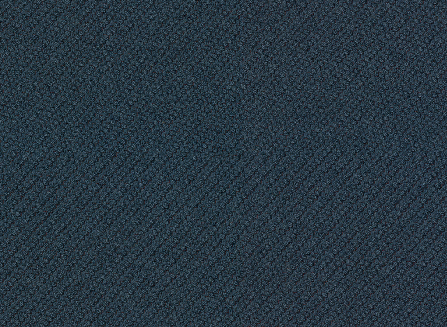 762