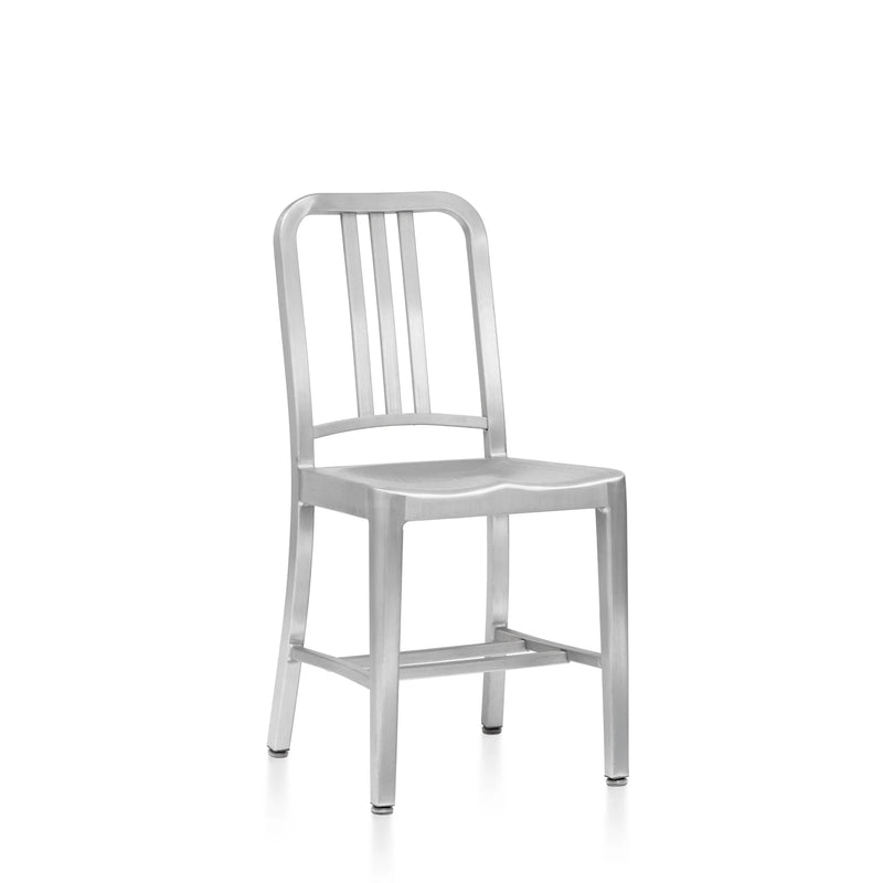 Navy Chair 1006 Emeco — recycled aluminium dining chair design