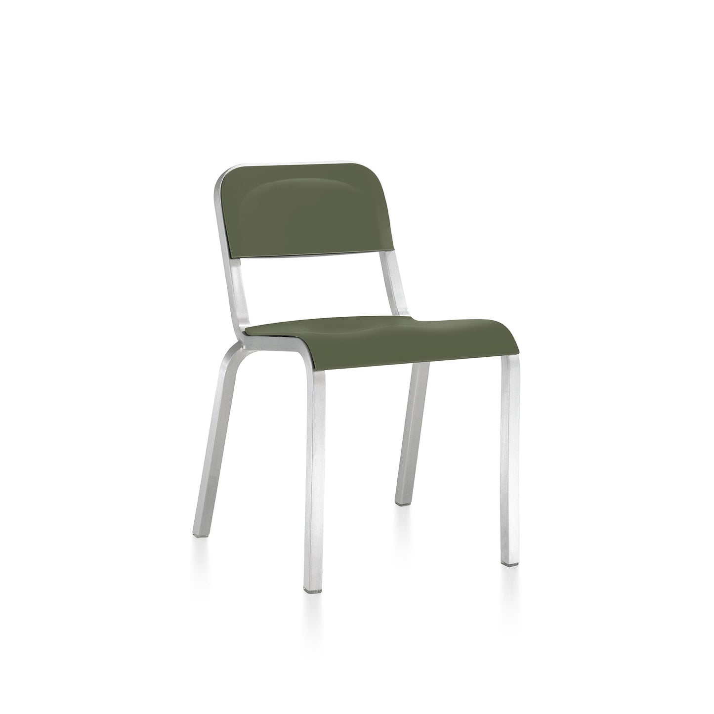 Chaise Emeco 1951 vert cyprès, cadre aluminium brossé