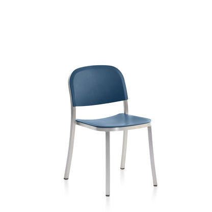 Chaise Emeco 1 Inch bleu, cadre brossé