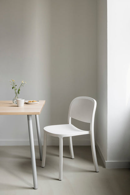 Chaise 1 Inch Reclaimed — Emeco, table Run