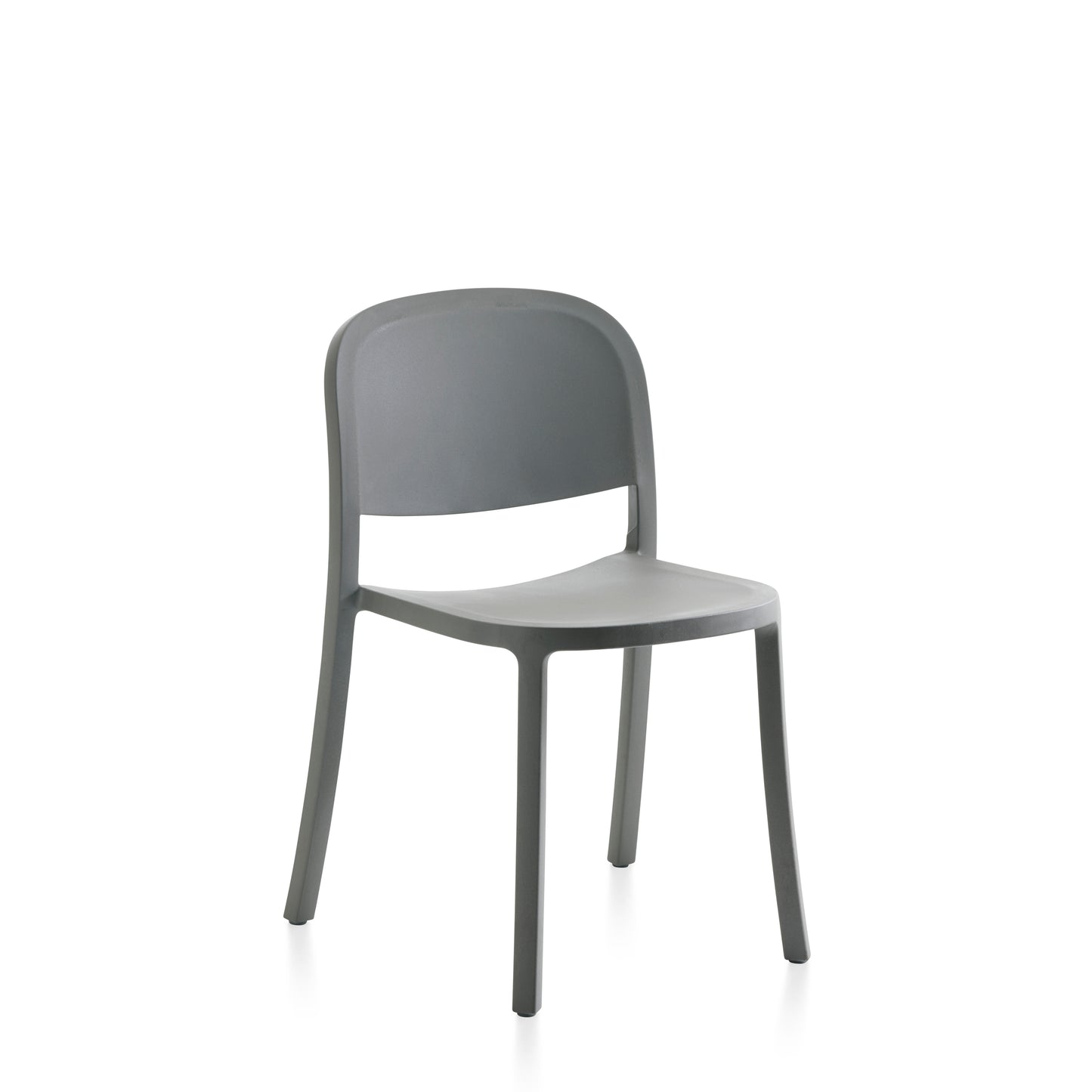 Emeco 1 Inch Reclaimed chairs in office setting — design Jasper Morrison | Antifer
