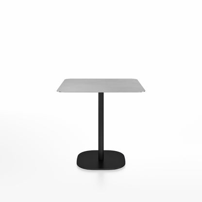 Table café Emeco 2 Inch base plate, plateau aluminium brossé, base noir thermolaqué