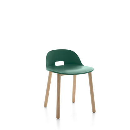 Chaise Emeco Alfi, dossier bas, frêne naturel, vert