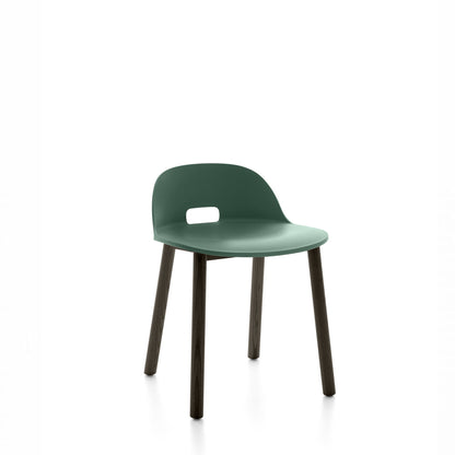 Chaise Emeco Alfi, dossier bas, frêne teinté foncé, vert