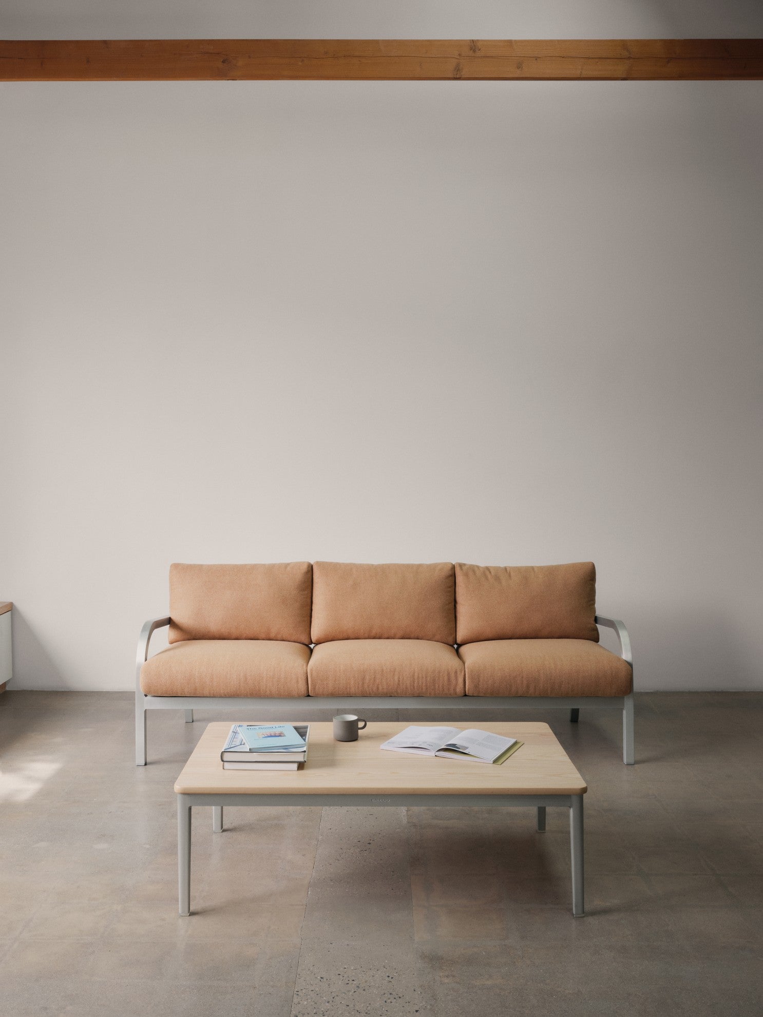 Navy Lounge — Emeco, collection Jasper Morrison