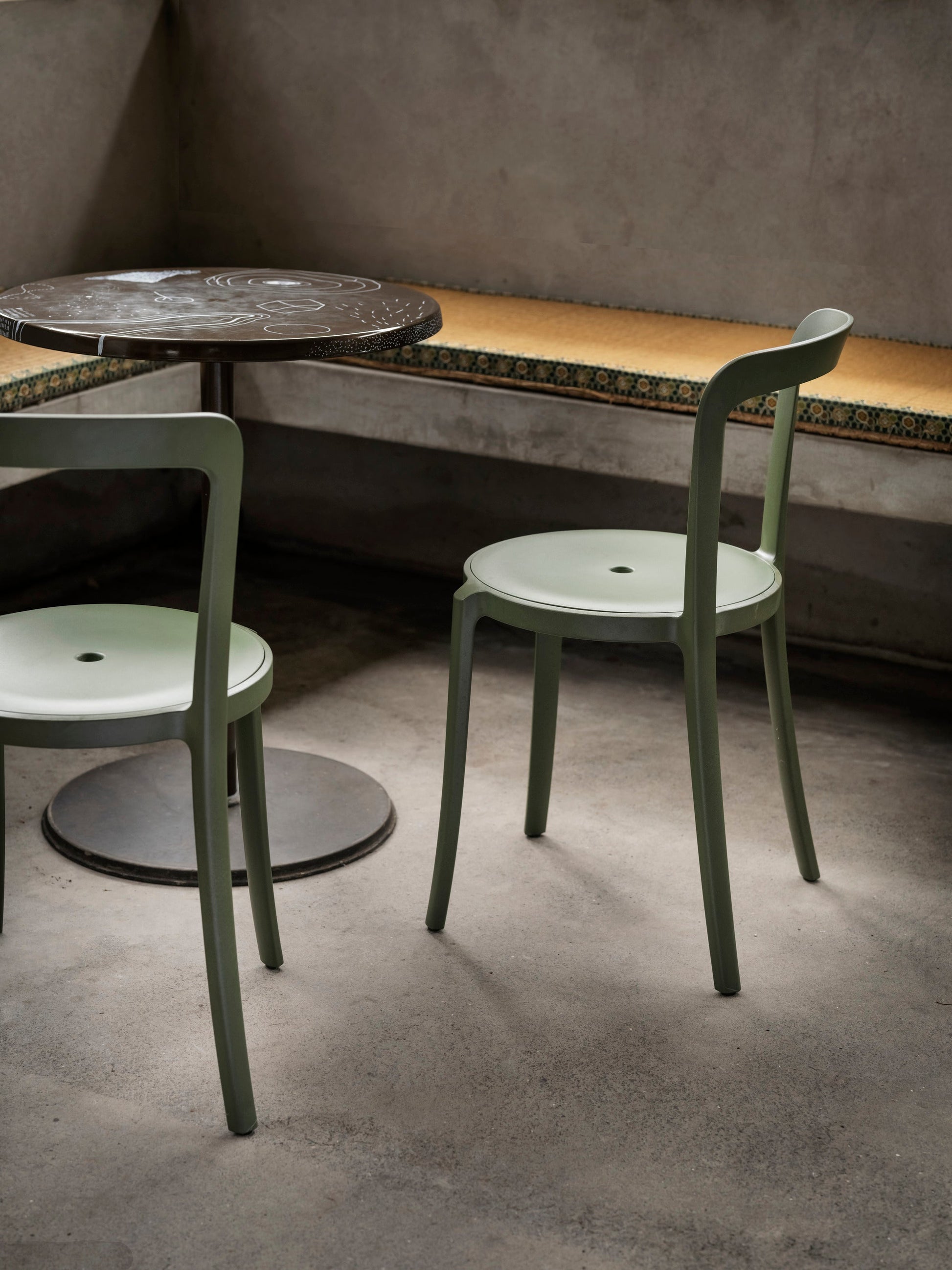 Chaise On & On — Emeco, extérieur