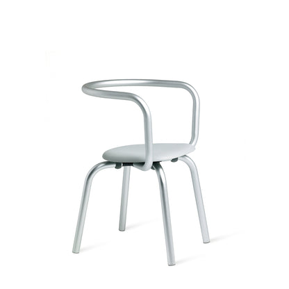 Chaise Emeco Parrish, cadre clair, assise grise plastique recyclé