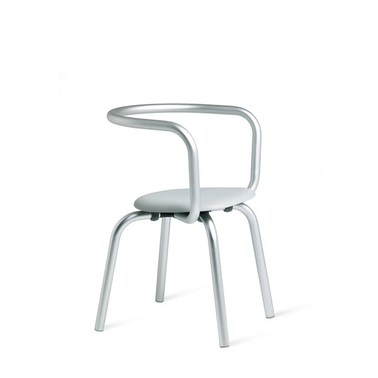 Chaise Emeco Parrish, cadre clair, assise grise plastique recyclé