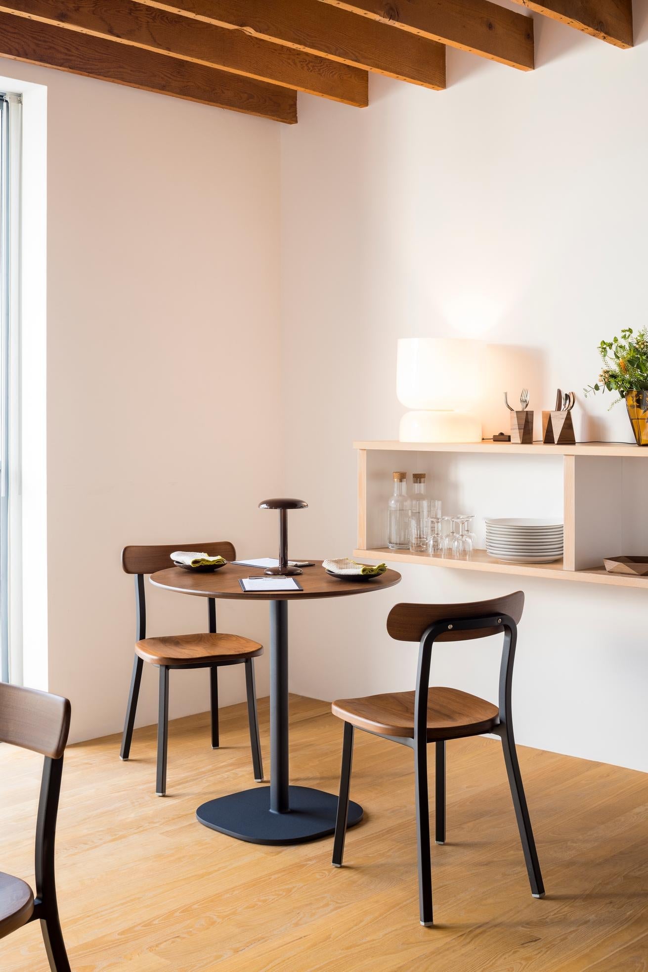 Table café 2 Inch base plate — Emeco, noyer
