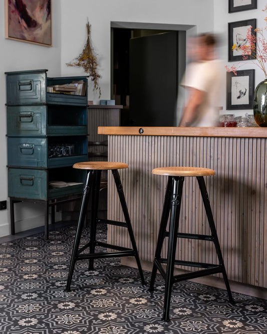 High stool Rowac Schemel 75 cm steel riveté — vue principale — Antifer