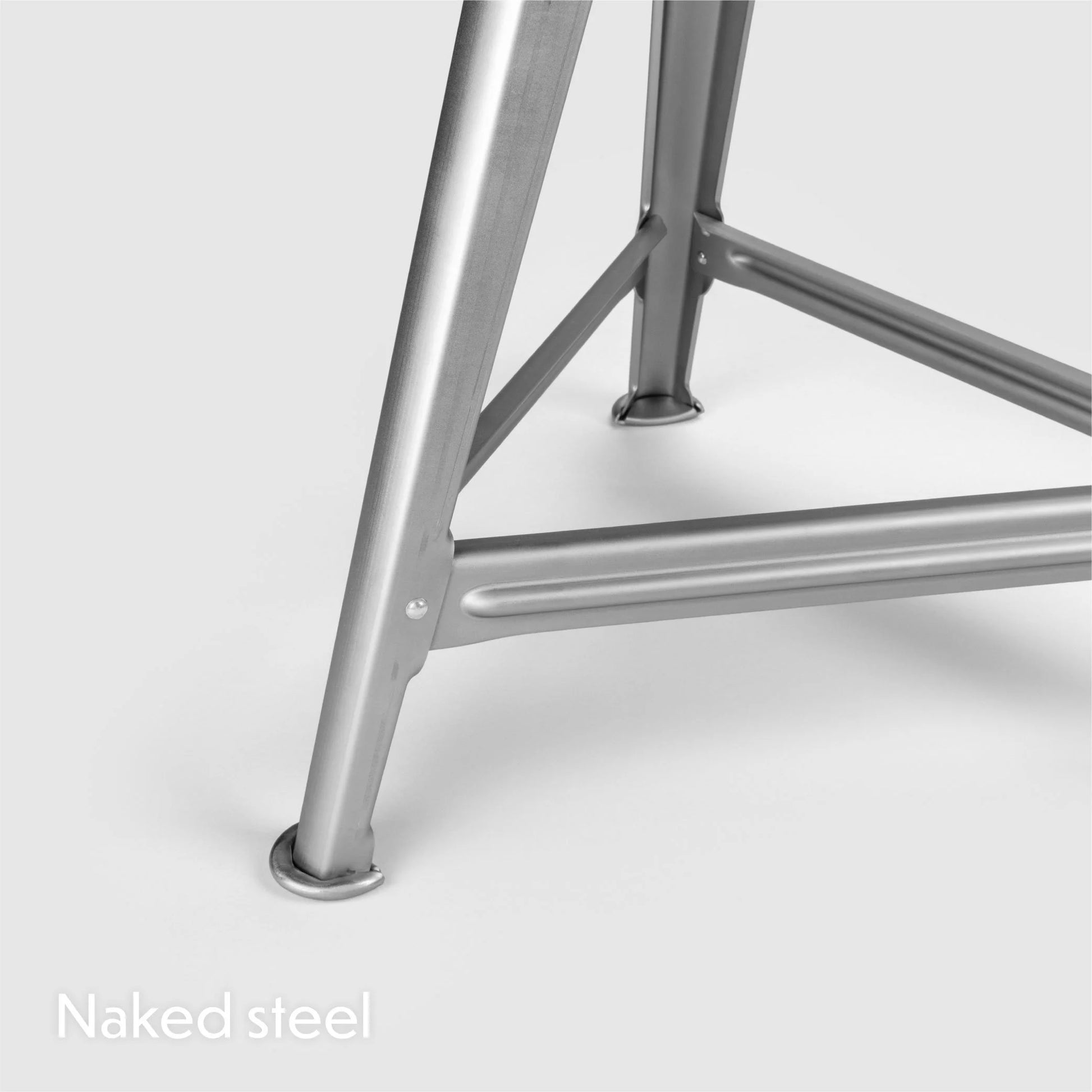 Stool Rowac Schemel 50 cm side view — steel riveté wood — industrial | Antifer
