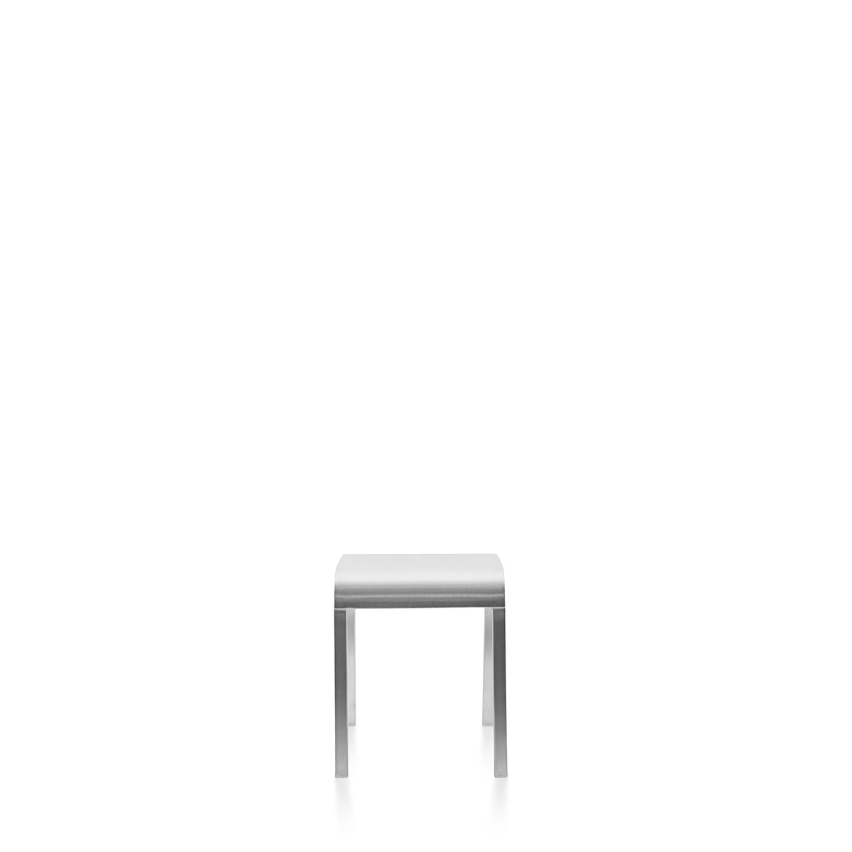 Emeco ZaZa bench 38 cm (15″), front view
