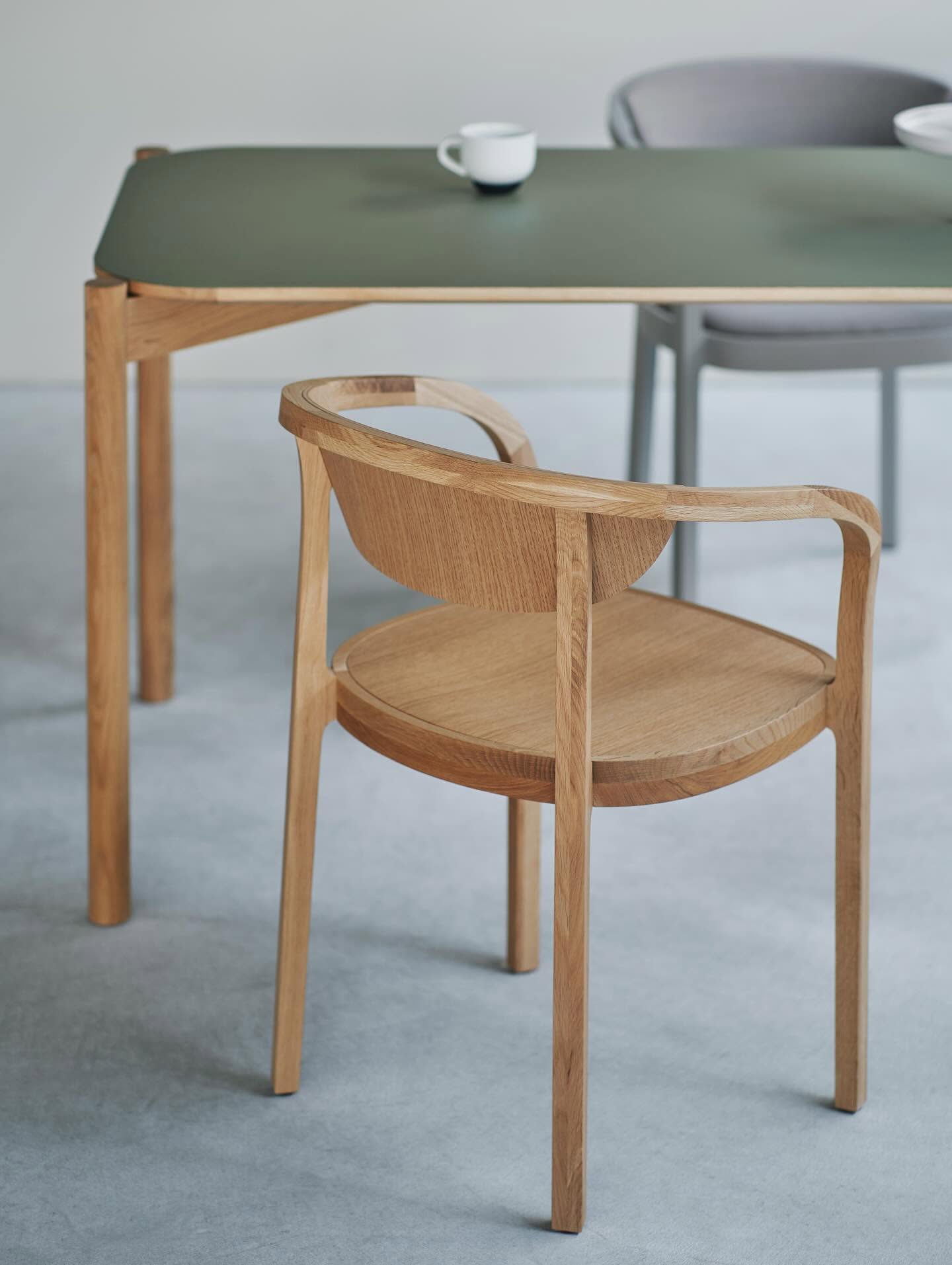chesa-chair pure-oak — Karimoku New Standard