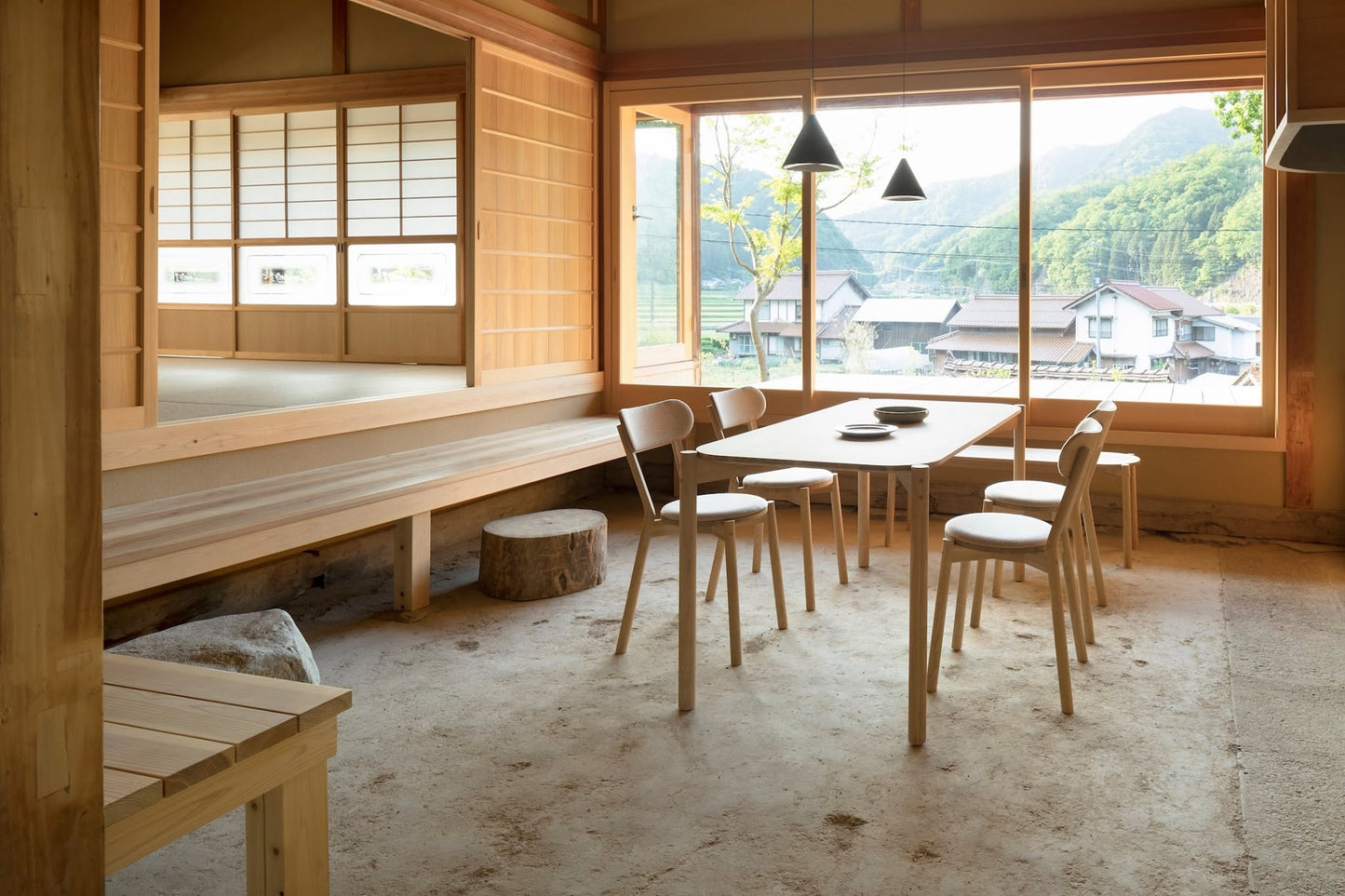 castor chair en situation — Karimoku New Standard