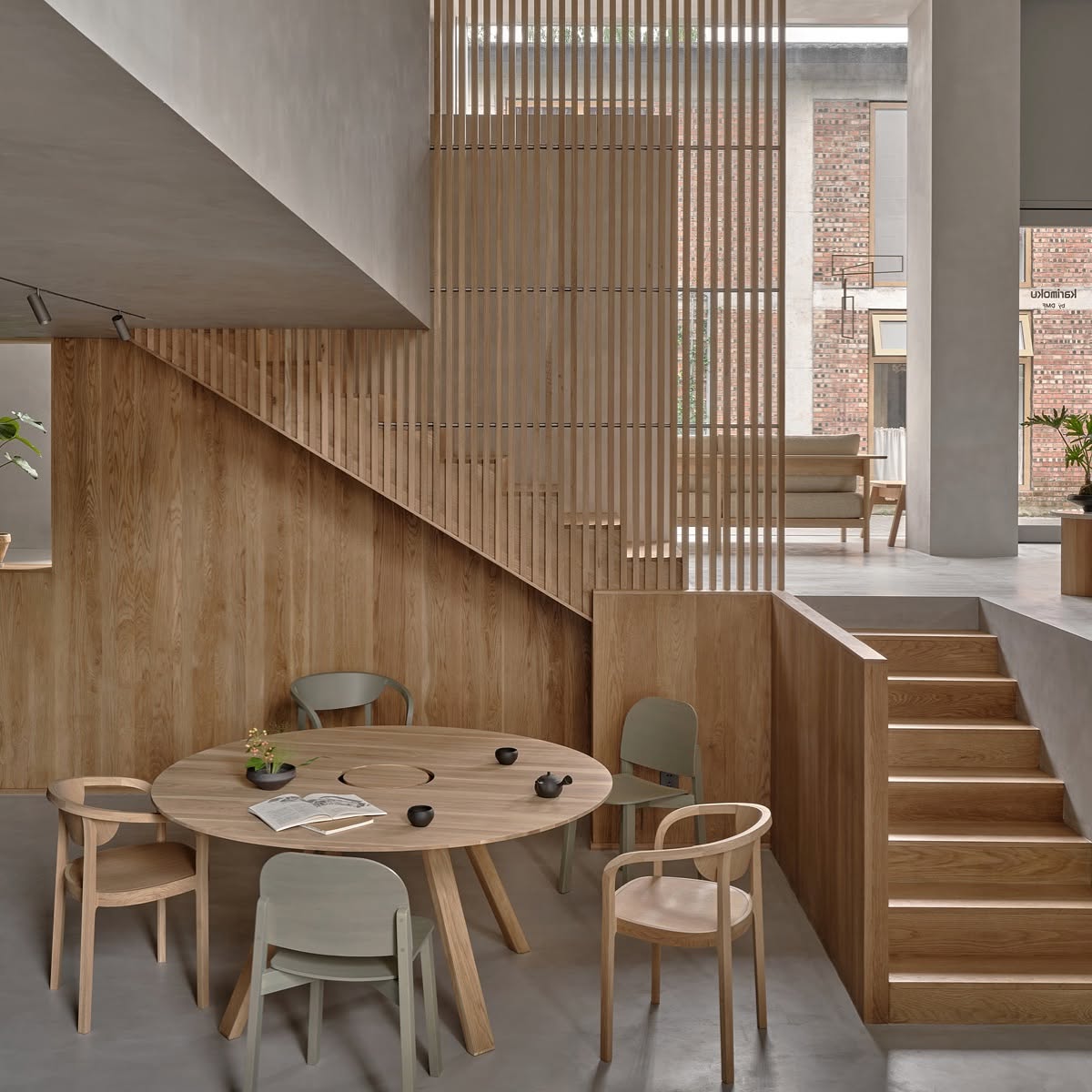 castor armchair en situation — Karimoku New Standard