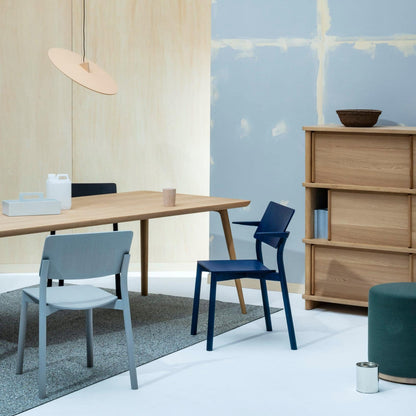 colour wood armchair en situation — Karimoku New Standard