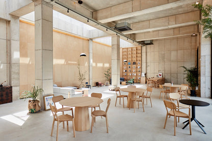 colour wood armchair en situation — Karimoku New Standard