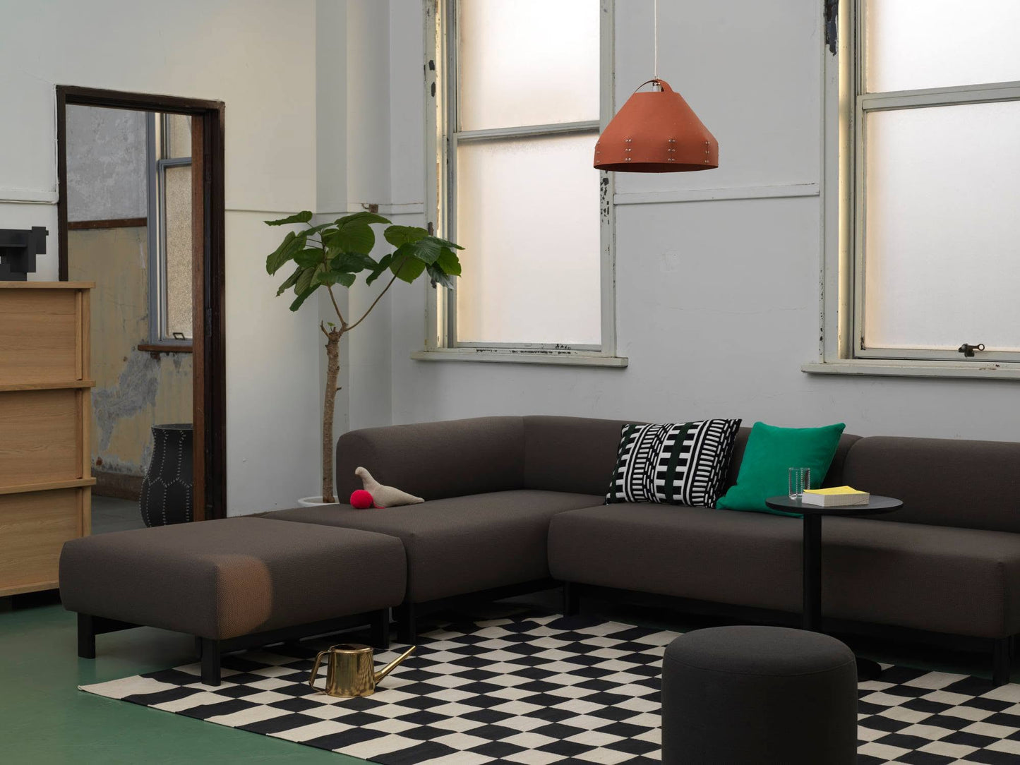 elephant sofa en situation — Karimoku New Standard
