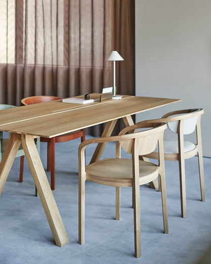 spectrum workstation en situation — Karimoku New Standard