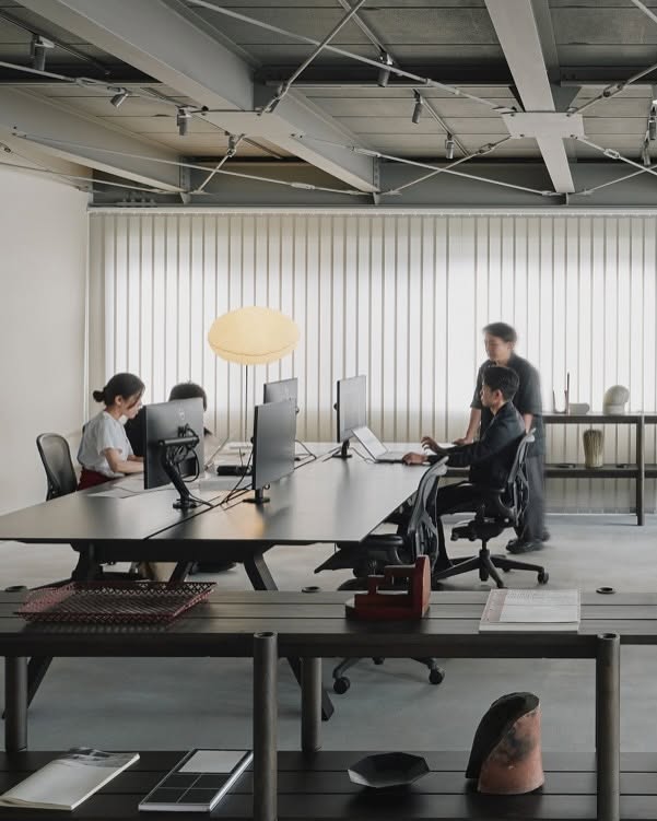 spectrum workstation en situation — Karimoku New Standard