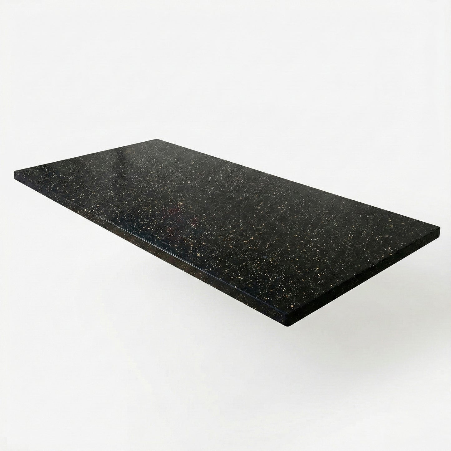 Plateau de table en terrazzo de Saint-Jacques recyclées noir, vue catalogue fond blanc, épaisseur 2cm