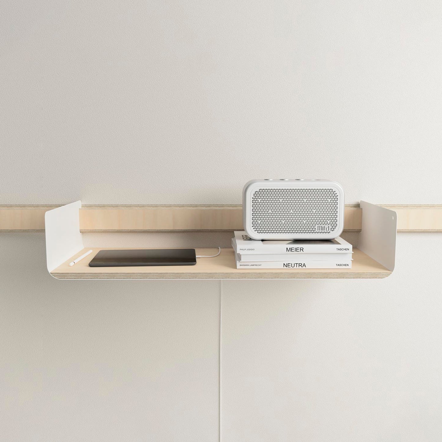 Shelf murale Variand A01 bouleau in context — storage design | Antifer
