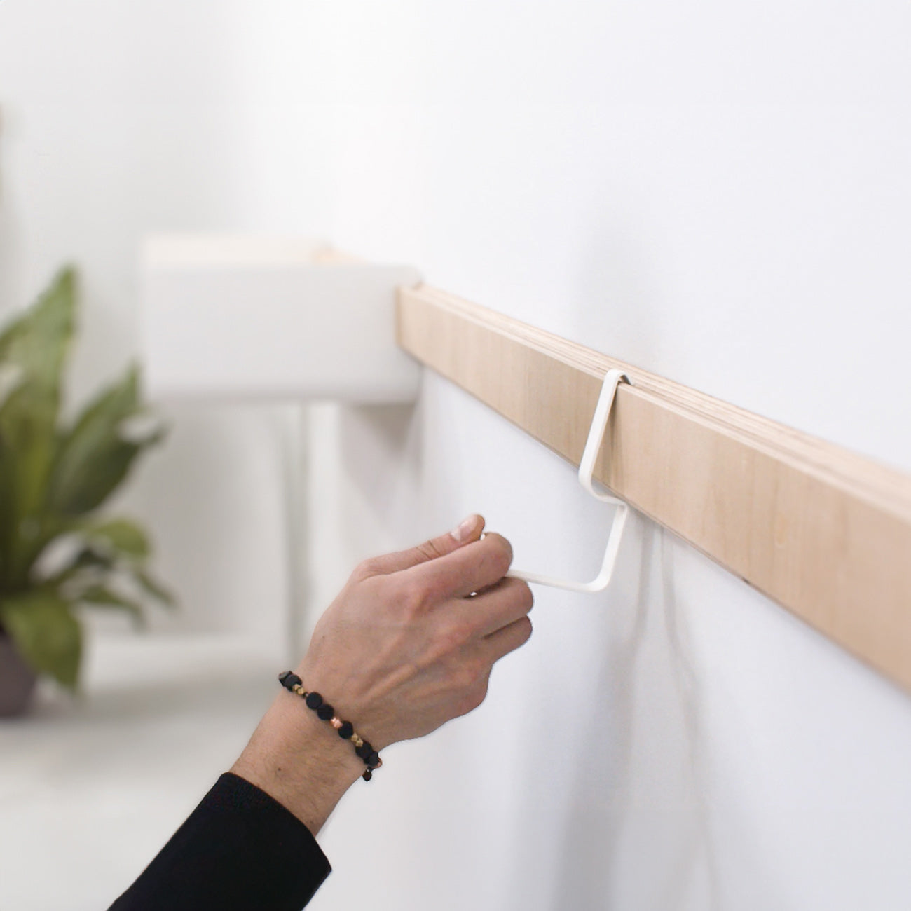 Variand V01 wall rail in situ — birch in interior setting — Variand design | Antifer
