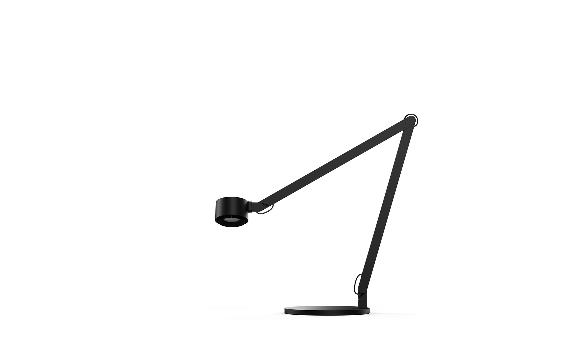 Lampe de bureau w227 Winkel Wästberg design Dirk Winkel en aluminium noir. inclinée vers le bas