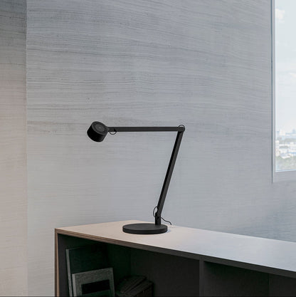 Lampe de travail w227 Winkel éclairage précis sur bureau d'architecte